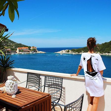 Accommodation Triton Lastovo Exterior foto
