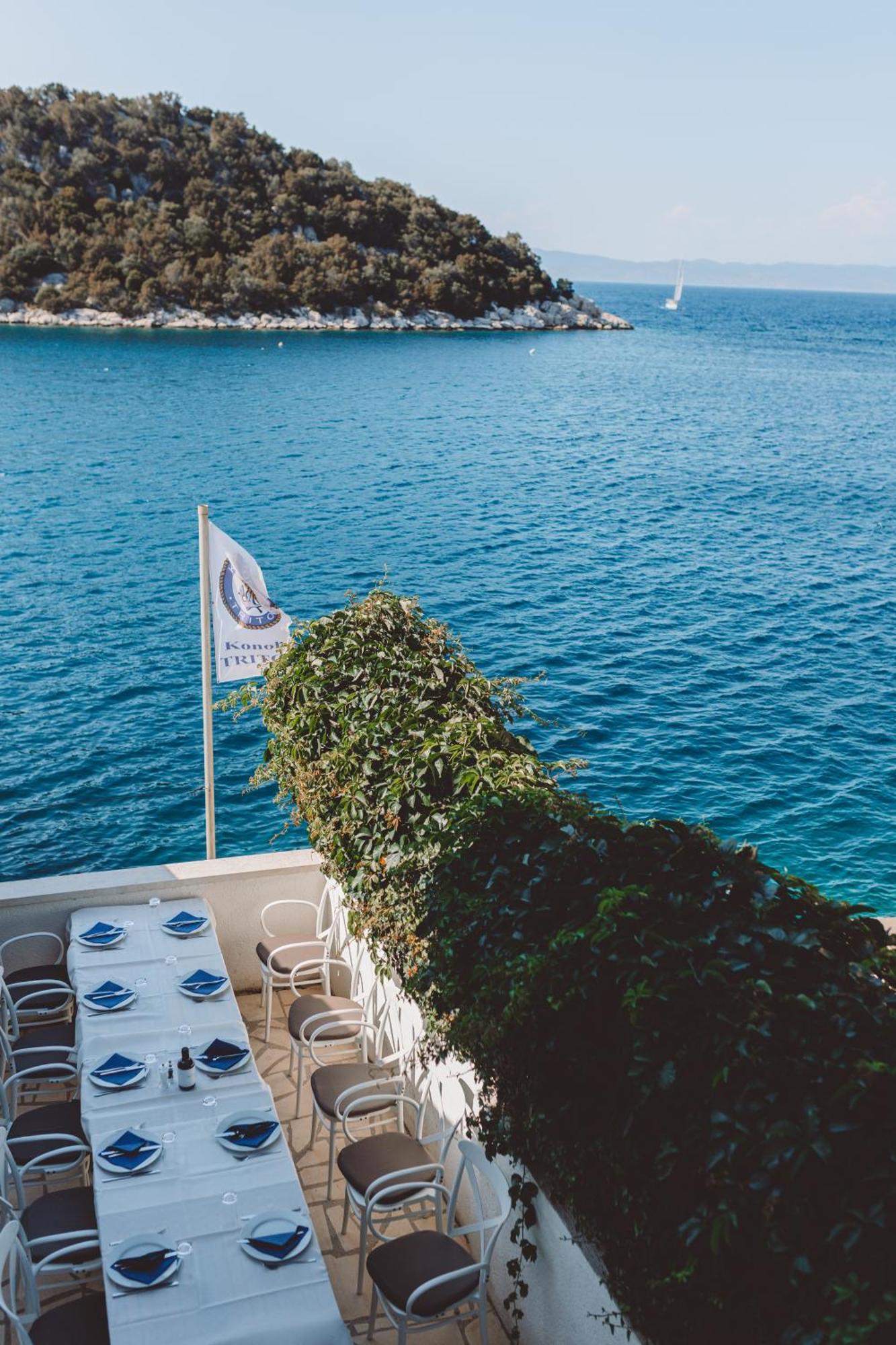 Accommodation Triton Lastovo Exterior foto
